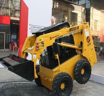 福威滑移裝載機、兩頭忙進口Perkins珀金斯發動機