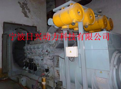 三菱S12柴油發(fā)動(dòng)機(jī)風(fēng)扇驅(qū)動(dòng)器總成的解體、檢修