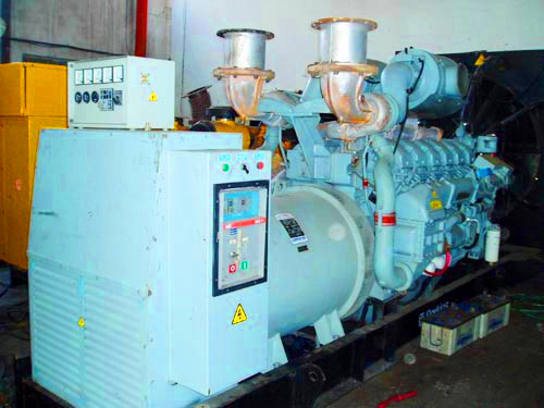 嵊泗縣發電機出租費用、柴油機工作中滑油壓力急劇變化的原因是什么？